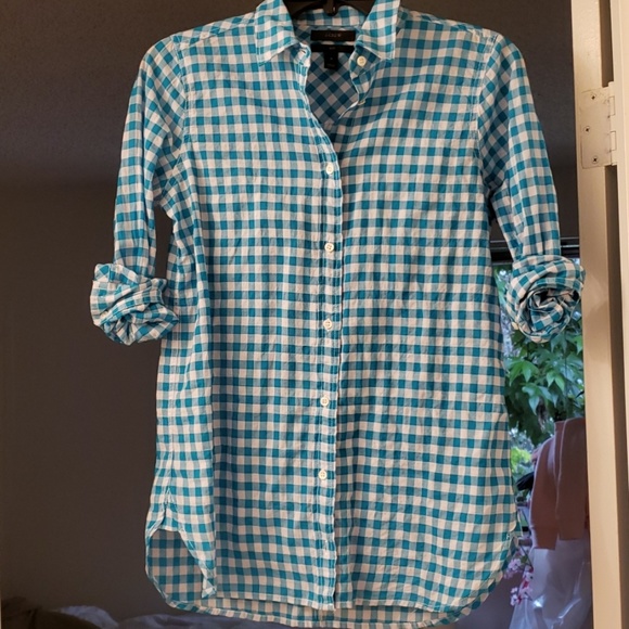 J. Crew Tops - Jcrew size 0, lightweight gingham button up top